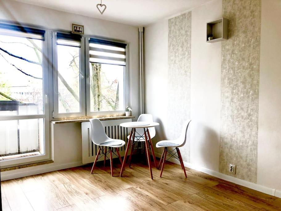 Appartamento Miejskie Mieszkanie Varsavia Esterno foto